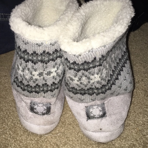 Slippers - Picture 2 of 2